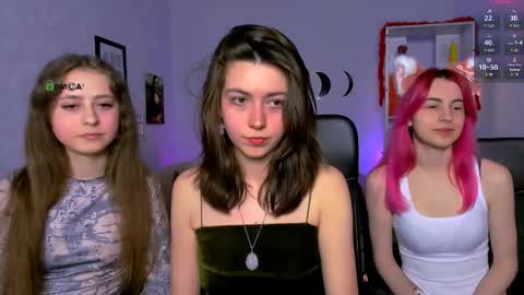 kitniss online show from April 28, 2026, 7:19 pm