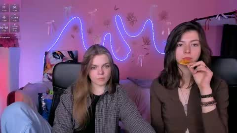 kitniss online show from April 30, 2026, 8:57 pm
