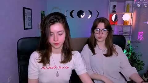 Snapshot of kitniss_dreamy chatting on June 14, 2026, 7:16 pm kitniss online show from June 14, 2026, 7:16 pm