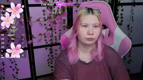 kitsune_little online show from April 21, 2026, 10:43 am