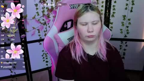 kitsune_little online show from May 9, 2026, 1:44 am