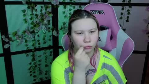 kitsune_little online show from May 11, 2026, 10:40 pm