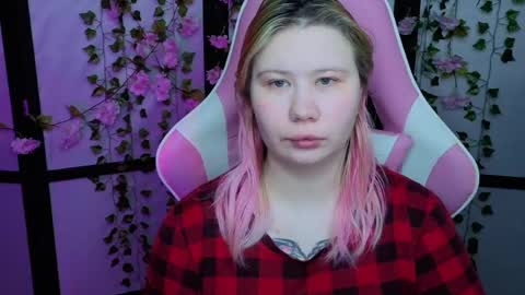 kitsune_little online show from May 15, 2026, 8:49 pm
