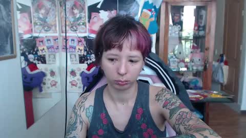 Snapshot of kitsunearineko chatting on December 19, 2024, 5:50 pm Ari Keimiwrights online show from December 19, 2024, 5:50 pm