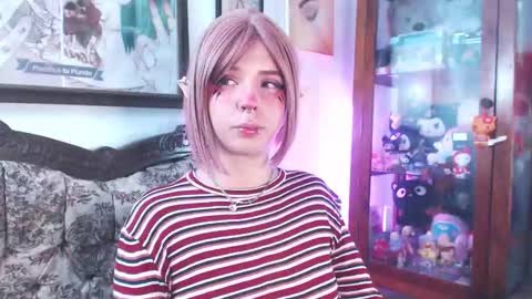 Snapshot of kitsunearineko chatting on October 16, 2025, 1:28 am Ari Keimiwrights online show from October 16, 2025, 1:28 am