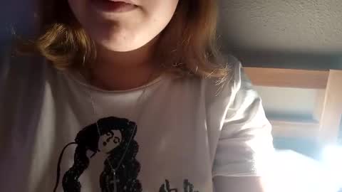 kitsuneniki online show from January 5, 2026, 7:06 pm