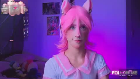 Snapshot of kitsuneplay_ chatting on July 6, 2026, 3:03 pm Salvatore online show from July 6, 2026, 3:03 pm