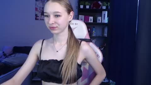 Snapshot of kitsuneyx chatting on May 30, 2026, 12:30 am kitsuneyX online show from May 30, 2026, 12:30 am