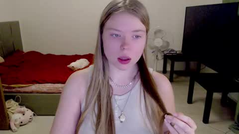 Snapshot of kitten_jenny01 chatting on January 29, 2025, 4:41 pm Jennyblonde and Emmabrunette online show from January 29, 2025, 4:41 pm