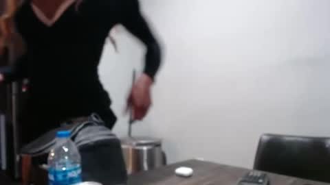 bambi online show from March 14, 2026, 8:09 am