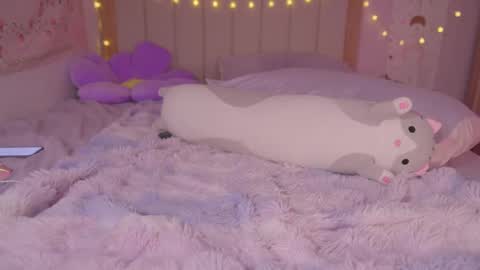      online show from February 26, 2025, 3:32 am