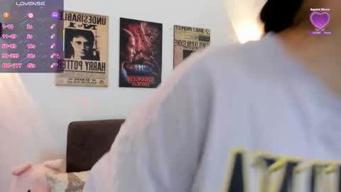 Snapshot of kittenxy_ chatting on March 3, 2026, 3:18 pm kitten online show from March 3, 2026, 3:18 pm