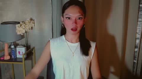 KITTY online show from September 23, 2025, 8:56 pm