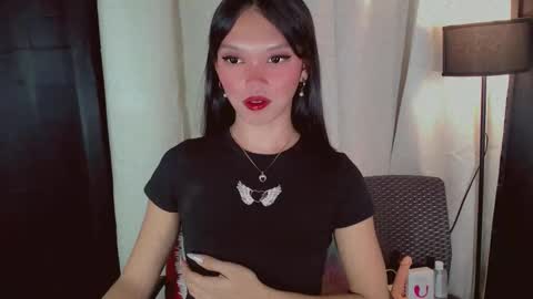 KITTY online show from October 8, 2025, 8:39 pm