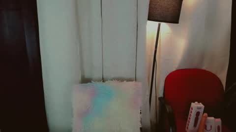 KITTY online show from October 27, 2025, 8:46 pm