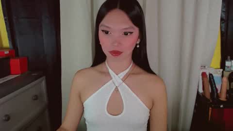 KITTY online show from April 27, 2026, 9:02 pm