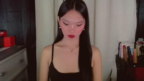 KITTY online show from May 1, 2026, 10:47 pm