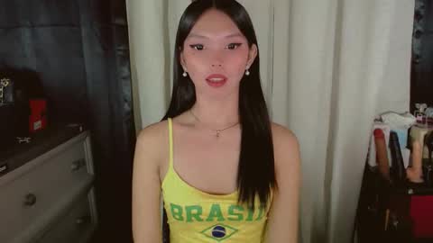 Snapshot of kitteylovesyou chatting on May 16, 2026, 12:40 am KITTY online show from May 16, 2026, 12:40 am