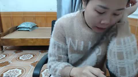 kitti_baby2x online show from January 7, 2026, 1:41 am