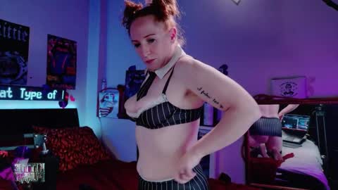 Kittie Purry online show from June 9, 2026, 4:02 am