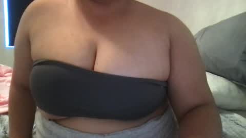 Snapshot of kittnicole chatting on July 22, 2026, 1:08 am n I c o l e online show from July 22, 2026, 1:08 am
