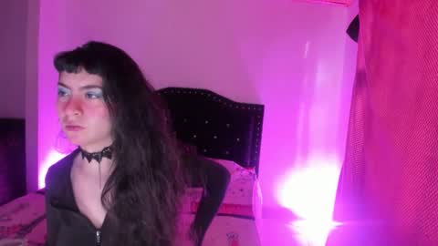 Snapshot of kitty__chs chatting on December 2, 2025, 11:26 am kitty__chs online show from December 2, 2025, 11:26 am