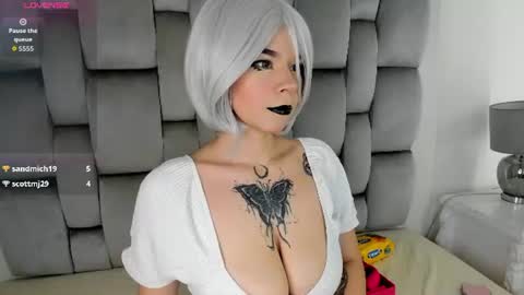 Snapshot of kitty_cat_7 chatting on July 9, 2026, 3:32 am kitty cat 7 online show from July 9, 2026, 3:32 am