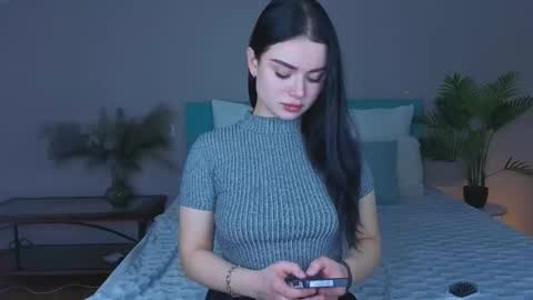 kitty_cut1ee_ online show from March 2, 2026, 7:37 am