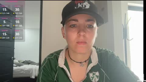 kitty_fitty29 online show from June 8, 2026, 5:57 pm