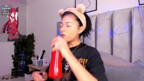 Camila online show from January 30, 2025, 3:00 am