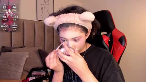 Camila online show from March 11, 2025, 2:43 am