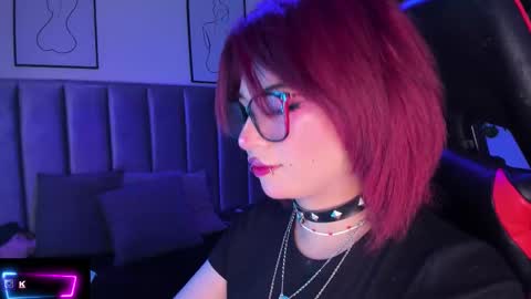 Camila online show from October 4, 2025, 2:53 am