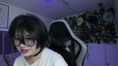 Snapshot of kitty_gang chatting on June 3, 2026, 1:19 am Camila online show from June 3, 2026, 1:19 am