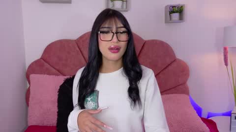 Kitty  online show from April 25, 2026, 3:42 am