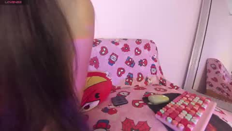kitty_kryss online show from July 4, 2026, 1:39 pm