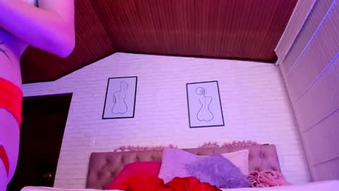 Kitty online show from October 4, 2025, 9:18 am