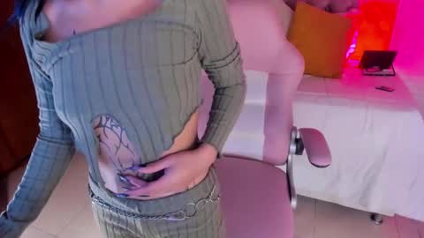 Kitty online show from November 2, 2025, 8:22 pm