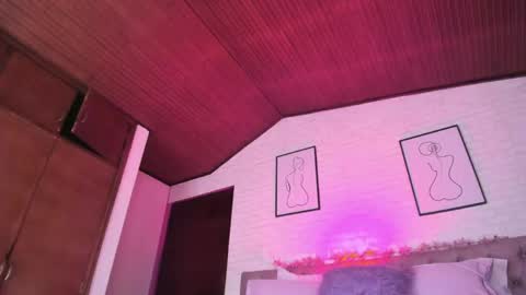 Snapshot of kitty_pam chatting on June 6, 2026, 9:14 am Kitty online show from June 6, 2026, 9:14 am