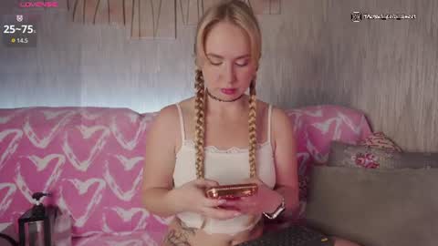 Snapshot of kitty_ricky chatting on July 12, 2026, 8:16 am Kelsi and Ricky online show from July 12, 2026, 8:16 am