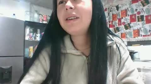 kitty_small69 online show from February 23, 2026, 12:52 am