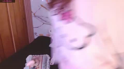 Snapshot of kittycatw chatting on July 14, 2026, 10:21 am LAURA help me reach 100likes online show from July 14, 2026, 10:21 am