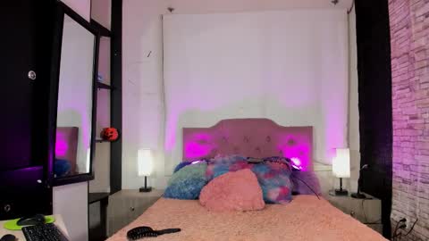 Snapshot of kittyqueen01 chatting on November 19, 2025, 3:28 am Tatiana Guerrero online show from November 19, 2025, 3:28 am