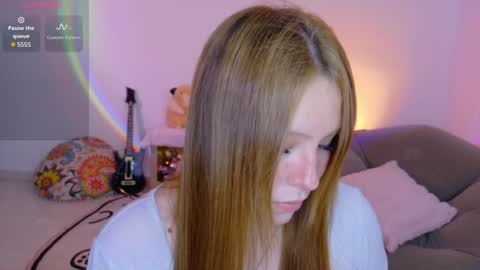 K I T T  Y  online show from July 17, 2026, 3:39 pm