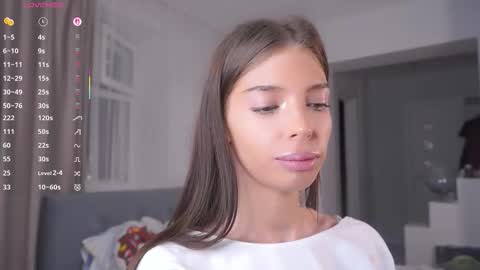 Snapshot of kittyummy chatting on December 16, 2025, 5:51 pm Alice online show from December 16, 2025, 5:51 pm