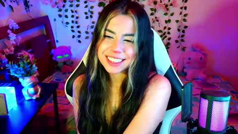 Kittyuwu  online show from January 15, 2026, 8:12 pm