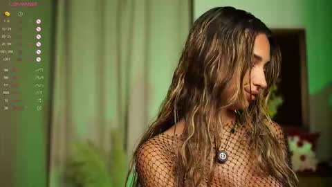 Snapshot of kity_sweet chatting on September 26, 2025, 7:40 pm Erika online show from September 26, 2025, 7:40 pm