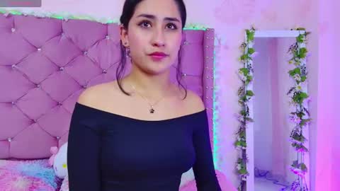 kity online show from June 11, 2026, 7:01 pm