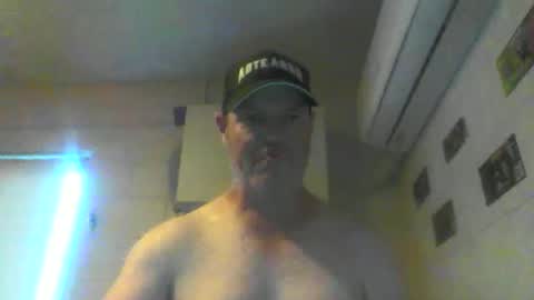 kiwiguy19773 online show from December 2, 2024, 5:48 am