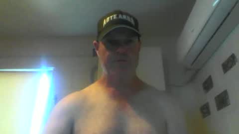 kiwiguy19773 online show from December 8, 2024, 11:51 pm