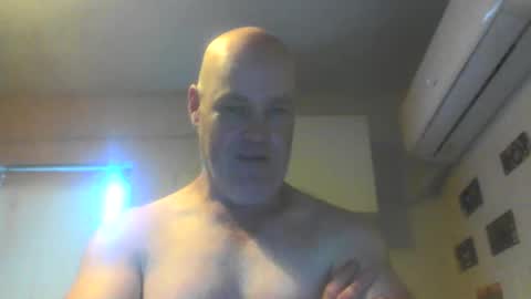 kiwiguy19773 online show from February 14, 2025, 6:23 am